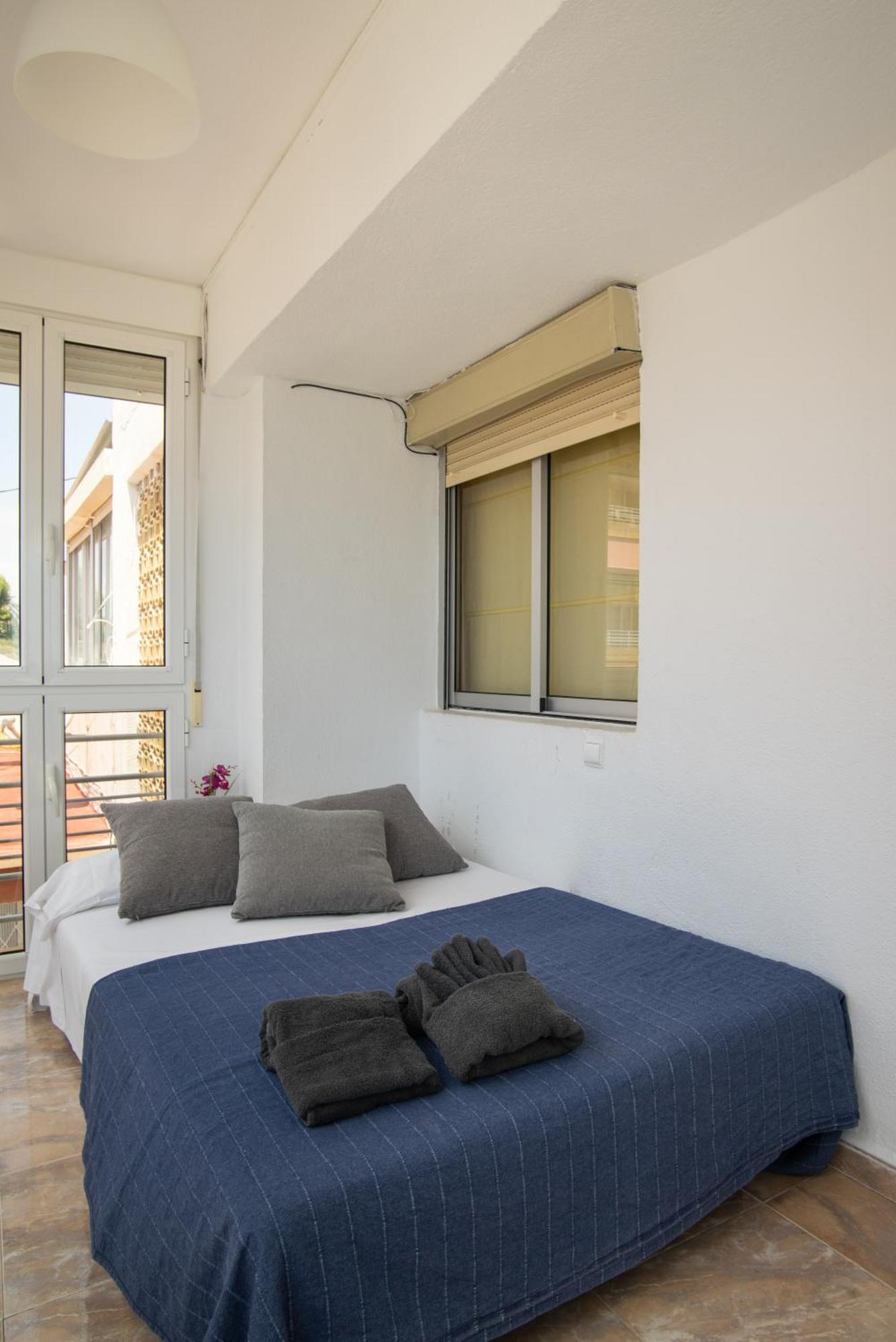 Atico Frente Al Mar 2 Terrazas Barbacoa Y Parking Sujeto A Disponibilidad Apartment El Campello Ngoại thất bức ảnh