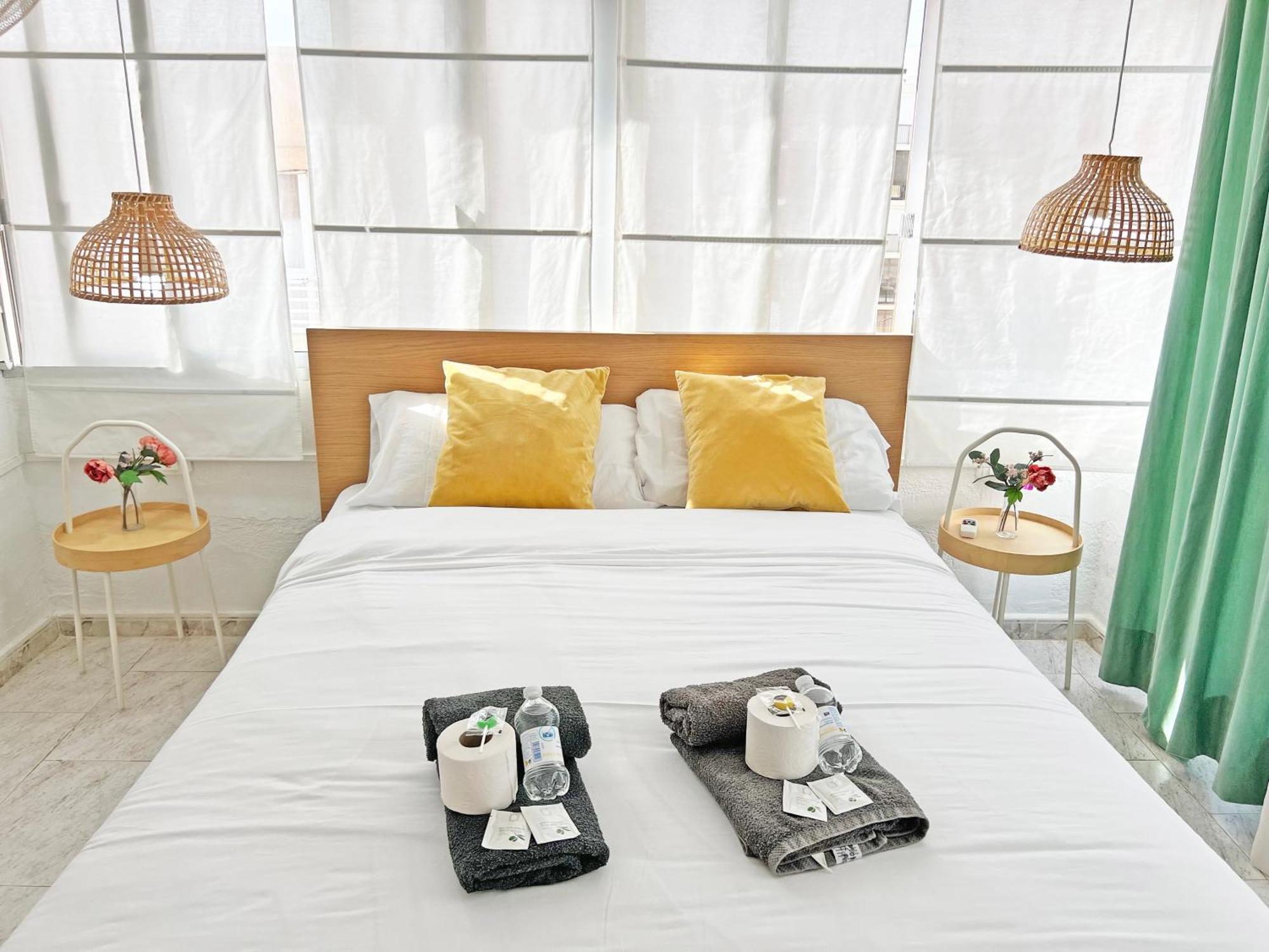 Atico Frente Al Mar 2 Terrazas Barbacoa Y Parking Sujeto A Disponibilidad Apartment El Campello Ngoại thất bức ảnh