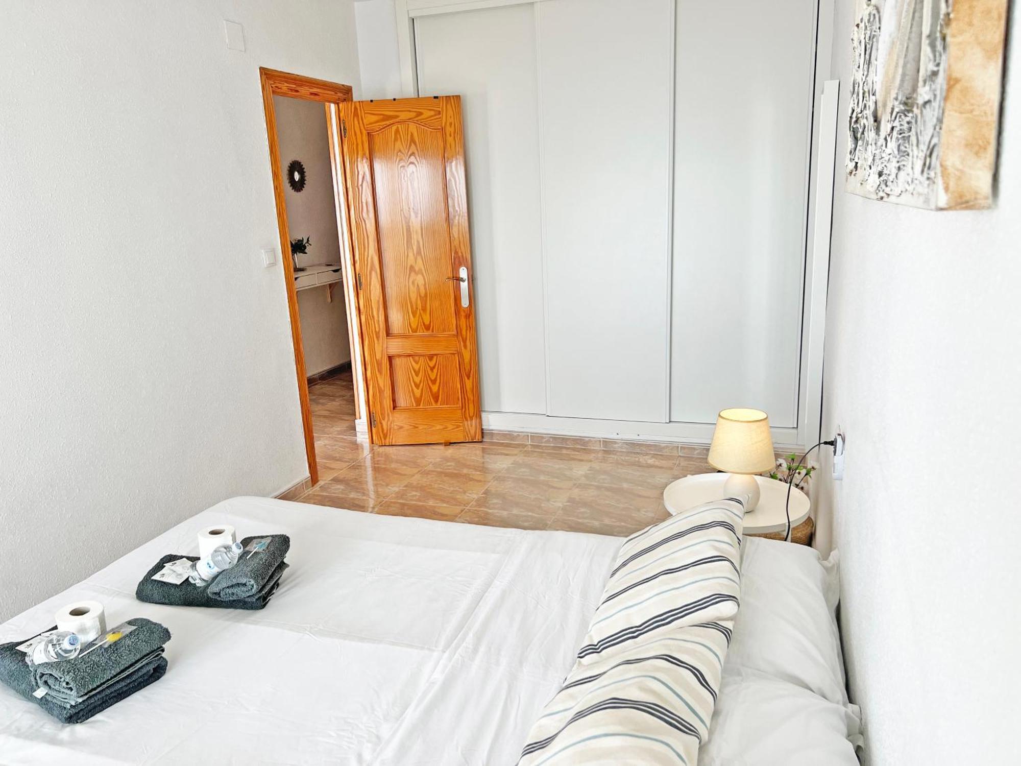Atico Frente Al Mar 2 Terrazas Barbacoa Y Parking Sujeto A Disponibilidad Apartment El Campello Ngoại thất bức ảnh