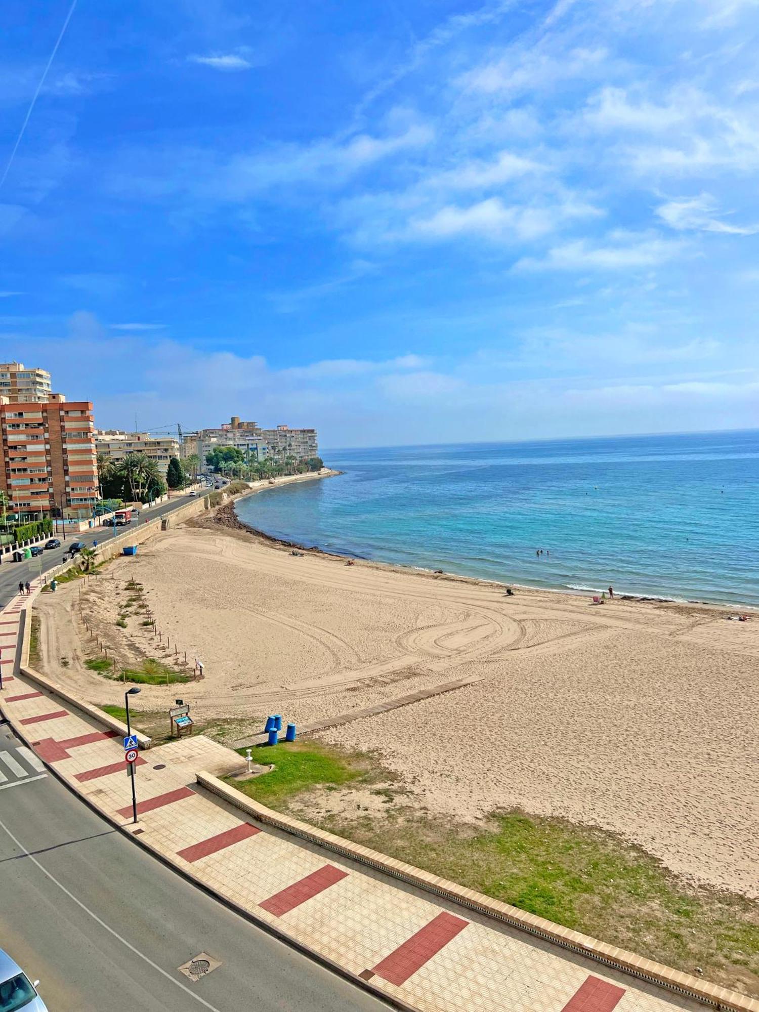 Atico Frente Al Mar 2 Terrazas Barbacoa Y Parking Sujeto A Disponibilidad Apartment El Campello Ngoại thất bức ảnh