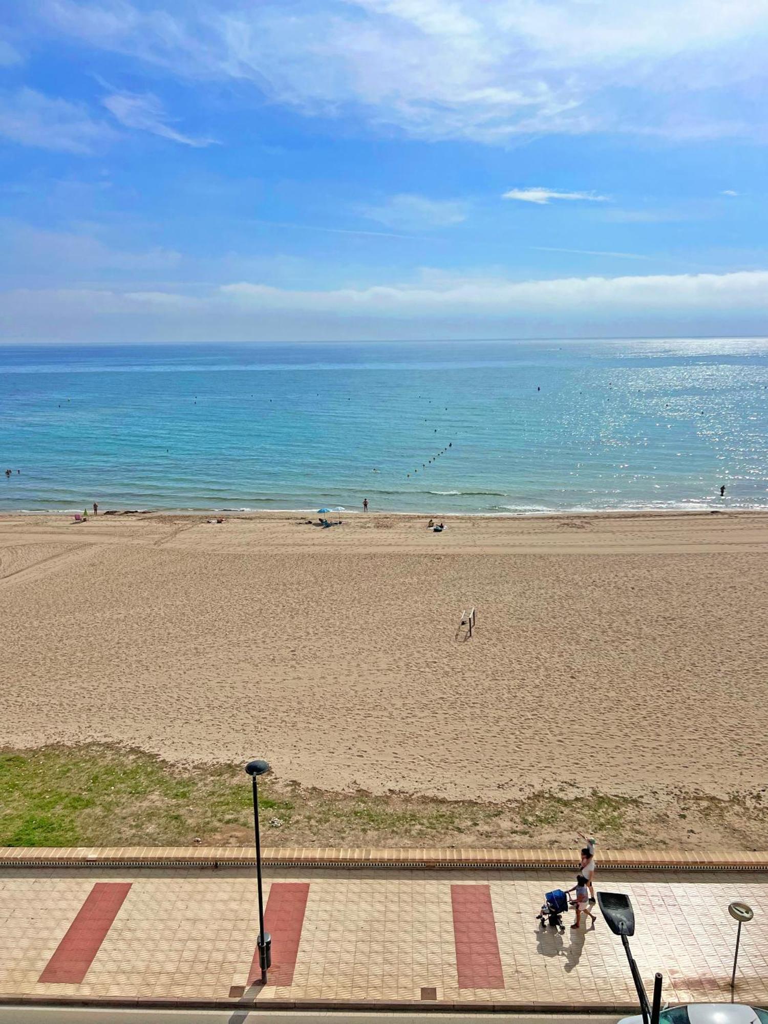 Atico Frente Al Mar 2 Terrazas Barbacoa Y Parking Sujeto A Disponibilidad Apartment El Campello Ngoại thất bức ảnh