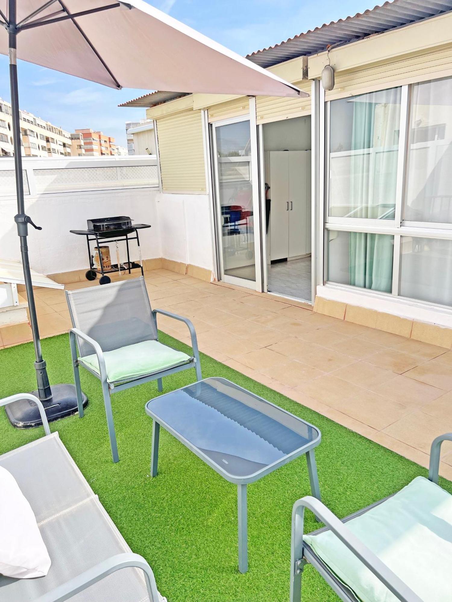 Atico Frente Al Mar 2 Terrazas Barbacoa Y Parking Sujeto A Disponibilidad Apartment El Campello Ngoại thất bức ảnh